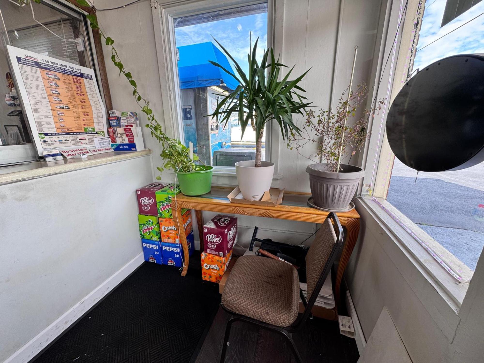 Oyo Palm Leaf Motel Ashland Extérieur photo